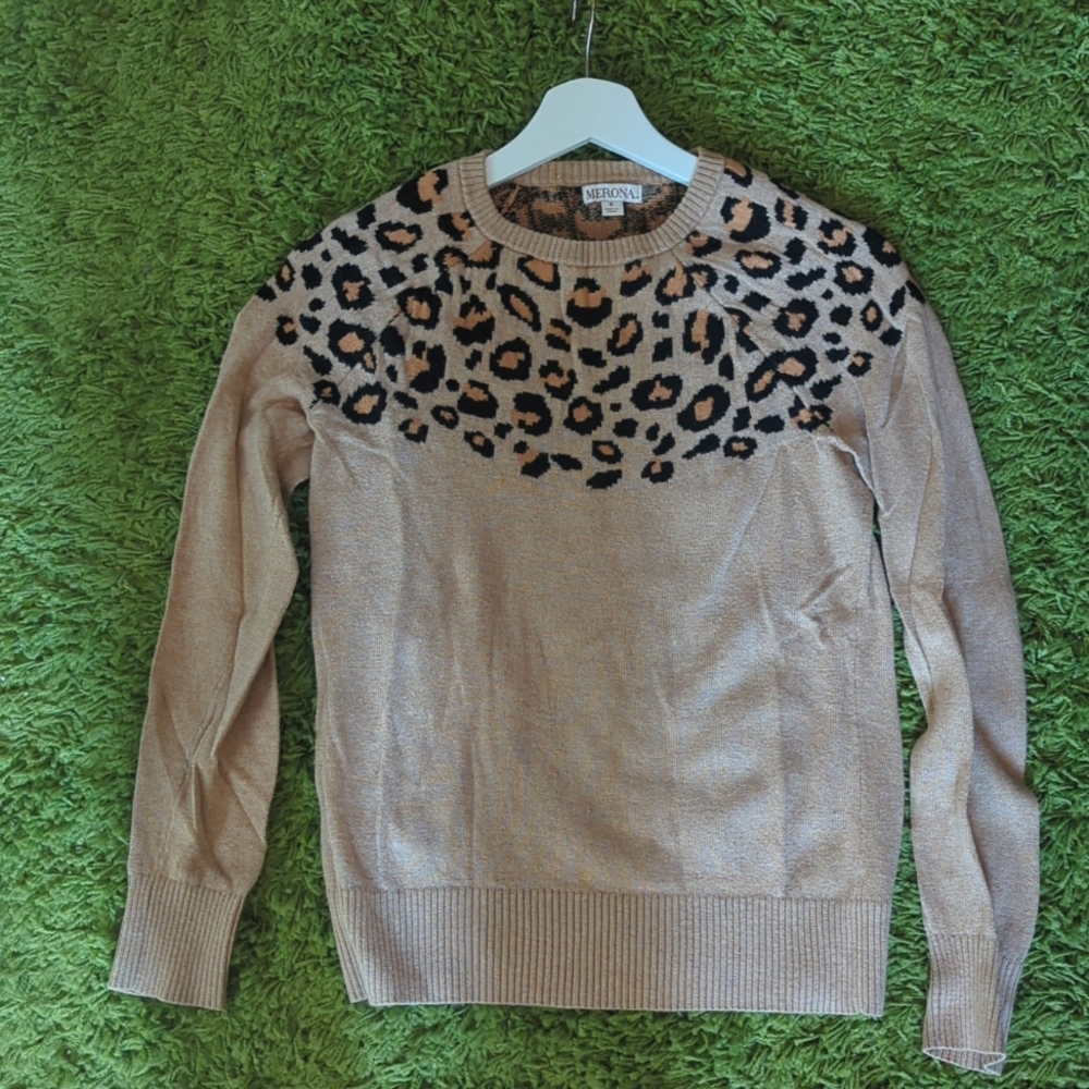 Whimsical, leopard print tan sweater, Merona, size small